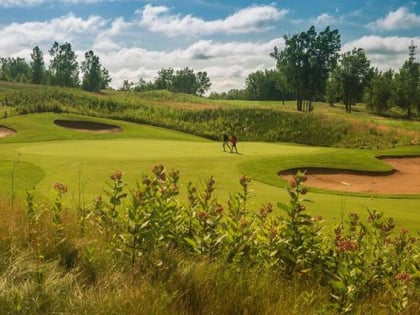 Boulder Pointe Golf Club and Banquet Center