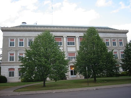 Carlton County Courthouse