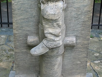 Boot Monument