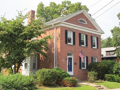 gordon loomis house windsor