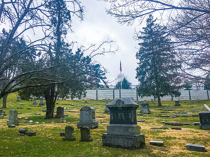 walnut hills cemetery cincinnati