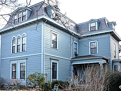 House at 9 Linden Street