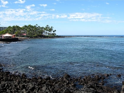 Kahaluʻu Bay