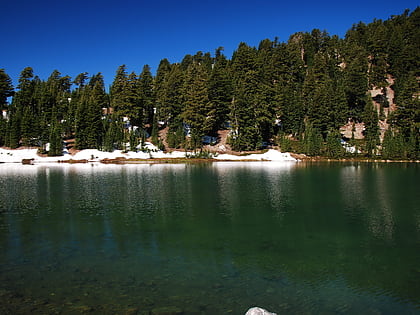 lago emerald parque nacional volcanico lassen