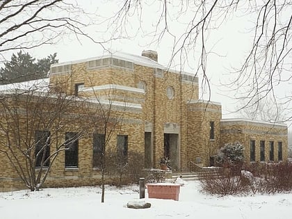 mequon town hall and fire station complex