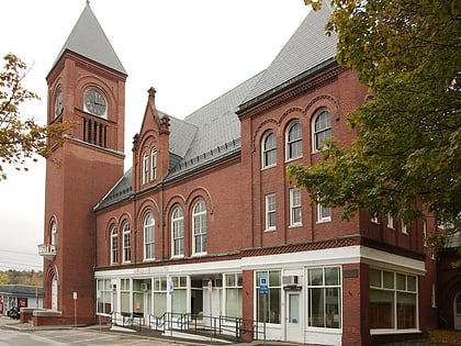Brewster Memorial Hall