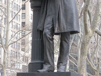 statue of william e dodge new york city