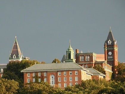 college of the holy cross worcester