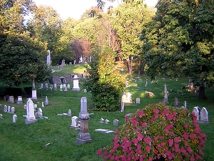 chelsea garden cemetery boston