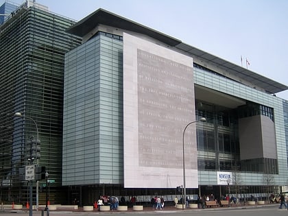 newseum washington d c