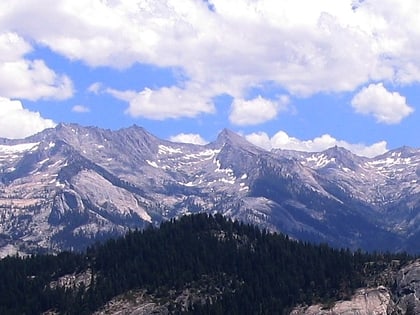 Kaweah Peaks Ridge