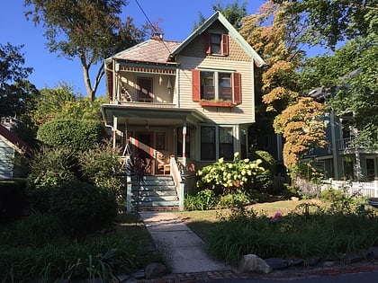 house at 52 eighteenth avenue sea cliff