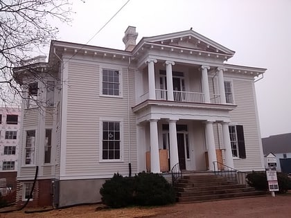 Lewis-Smith House