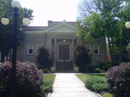 amherst public library