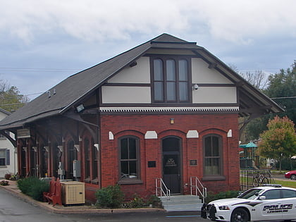 lewisburg freight station