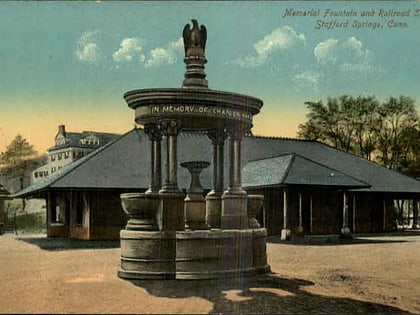 Holt Memorial Fountain