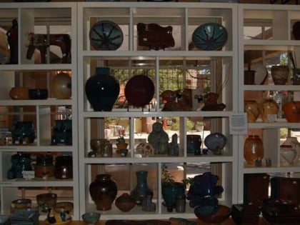 Zia Pottery & Gallery