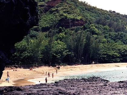 lumahai beach kauai