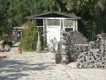 Butelkowa wieś Babci Prisbrey
