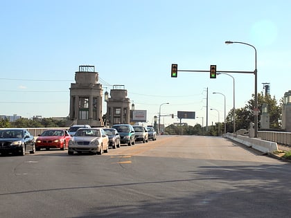 university avenue bridge filadelfia