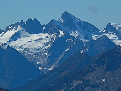 sinister peak glacier peak wilderness