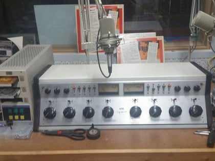 vintage radio and communications museum windsor