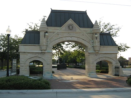 union stock yard gate chicago