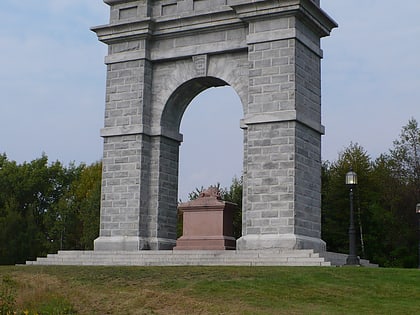 Memorial Arch of Tilton