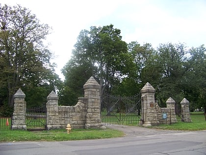 woodlawn cemetery elmira