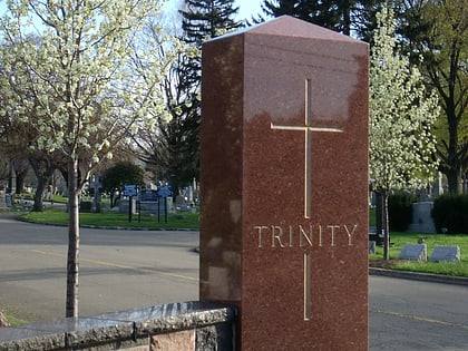 trinity cemetery erie