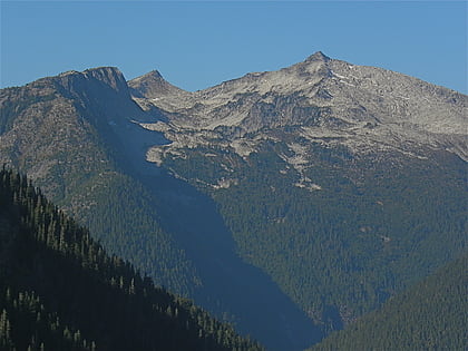 Hidden Lake Peaks