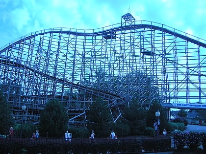 predator roller coaster six flags darien lake