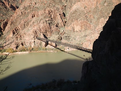 black suspension bridge parque nacional del gran canon