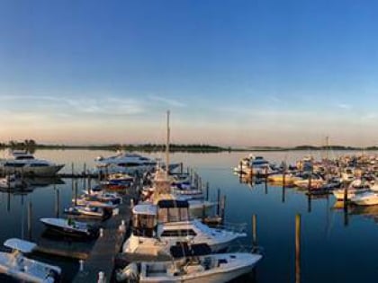 cedar island marina clinton