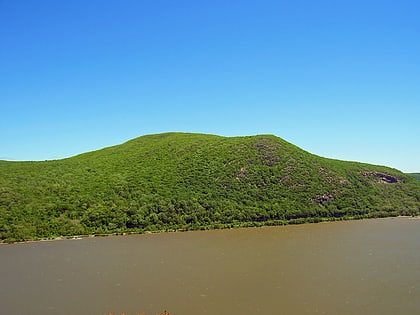 bull hill hudson highlands state park