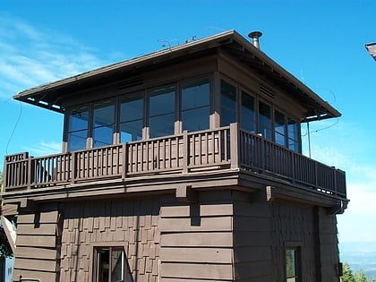 crane flat fire lookout yosemite nationalpark