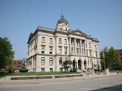 mclean county courthouse and square bloomington