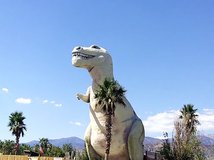 cabazon dinosaurs worlds biggest dinosaurs palm springs