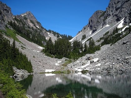 melakwa lake alpine lakes wilderness