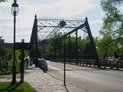 merriam street bridge minneapolis