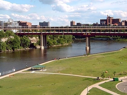 Washington Avenue Bridge