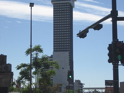 plaza tower nueva orleans