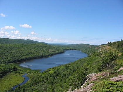 lake of the clouds porcupine mountains