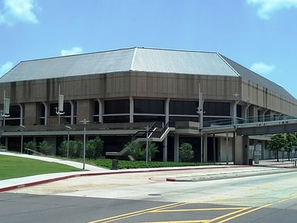 raising canes river center arena baton rouge