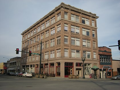 Commerce Building