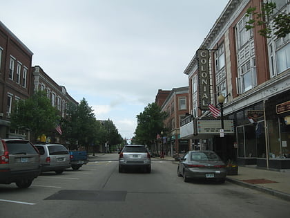 colonial theatre complex laconia