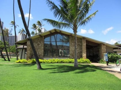 Waikīkī-Kapahulu Public Library