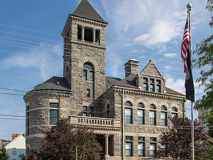 woonsocket district courthouse