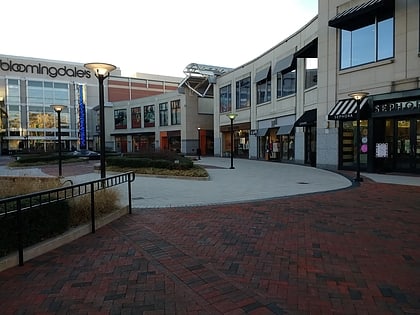 The Shops at Wisconsin Place