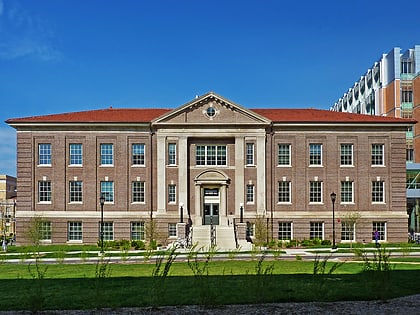 DeLuca Biochemistry Building